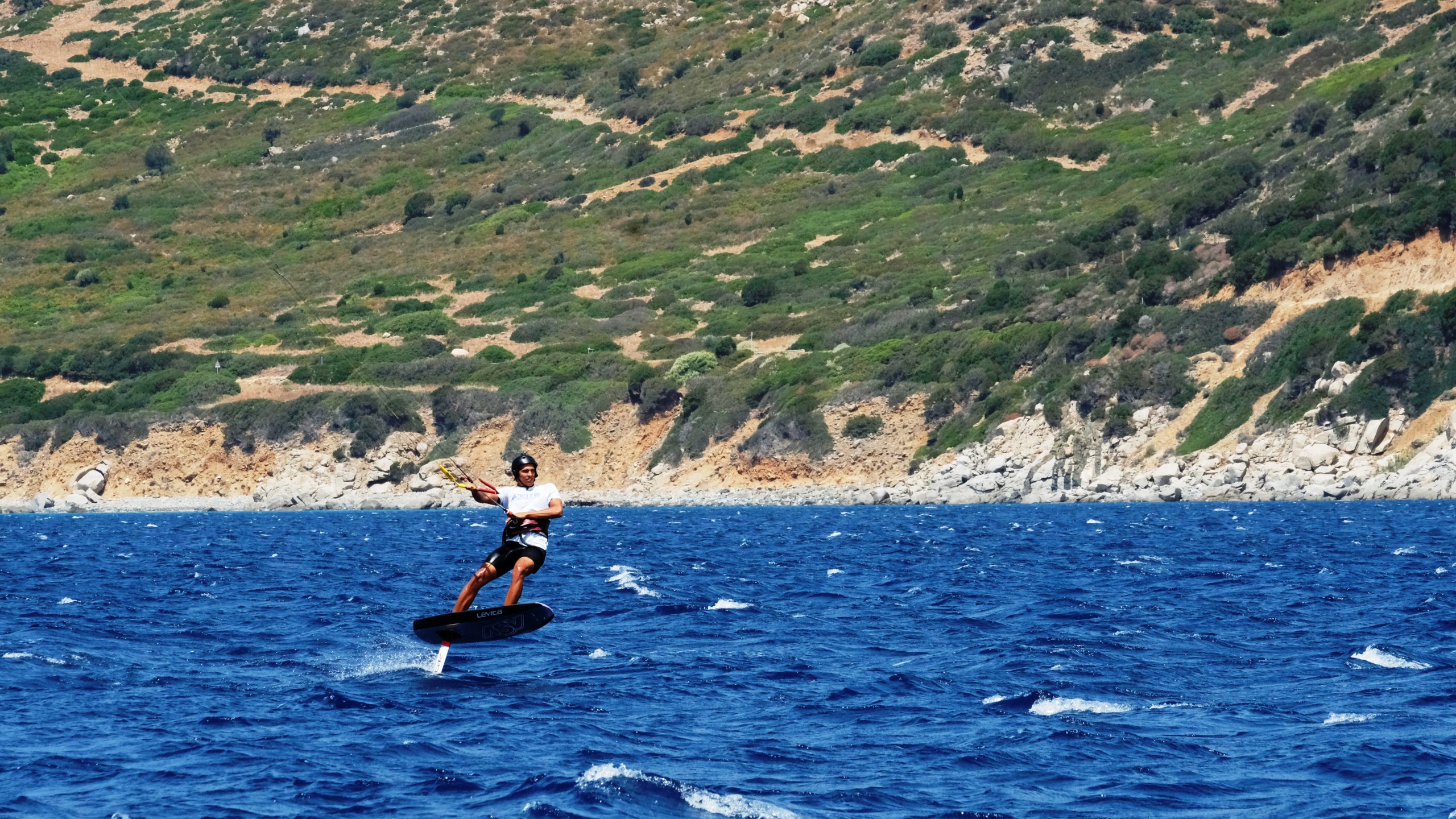 Kitesurf rental in Cagliari and Punta Trettu in Sardinia
